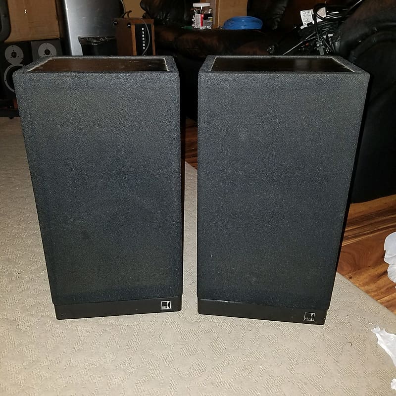 Kef 303 Monitor Speaker | Reverb