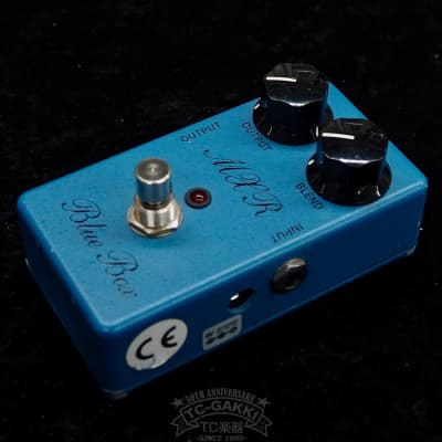 MXR® BLUE BOX™ FUZZ - Dunlop