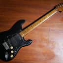 Vintage 1976 Fender Stratocaster with 3-Bolt Neck, Maple Fretboard, FREE Worldwide SHIPPING