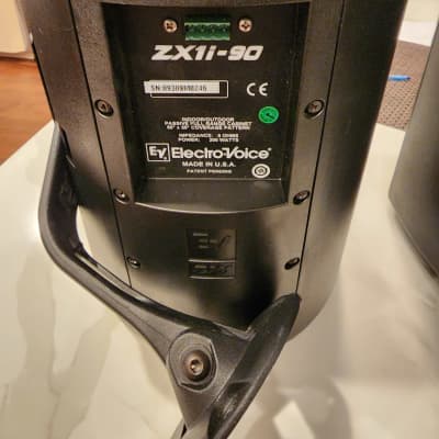 Electro-Voice ZX1-90 Compact 8