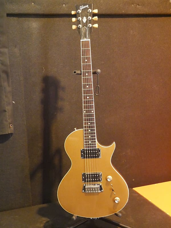 Gibson Nighthawk Studio Gold Reverb