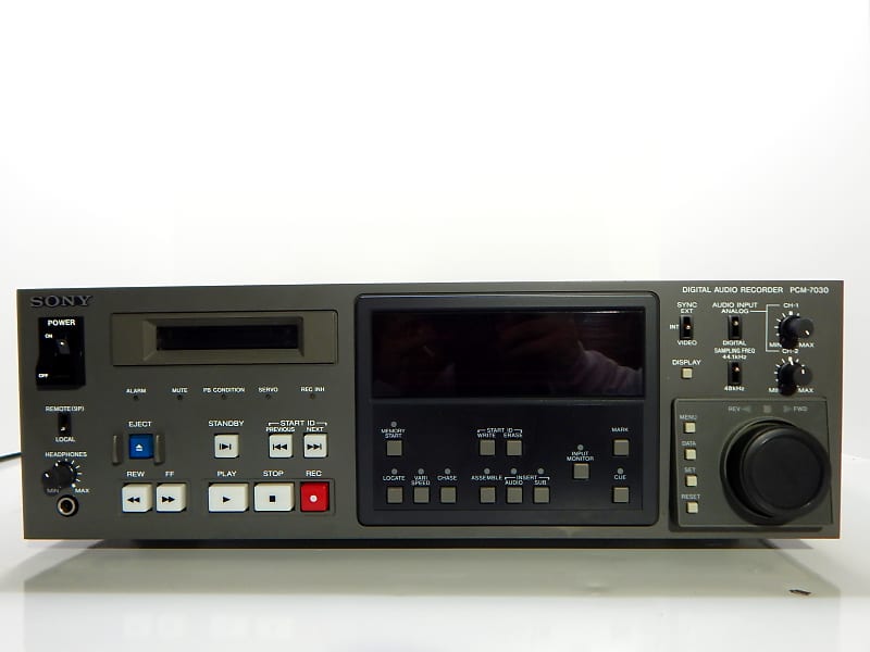 Sony DAT Recorder PCM-7030 image 1