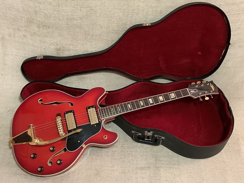 Vintage 1970's Aria Diamond 1242 G Red with Gold Hardware +