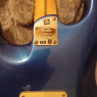 Fender American Ultra Stratocaster - Cobra Blue + Hard Shell Case image 7