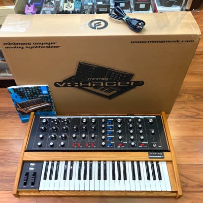 Moog Minimoog Voyager Old School 44-Key Monophonic Synthesizer 2008 - 2009 - Ash Cabinet