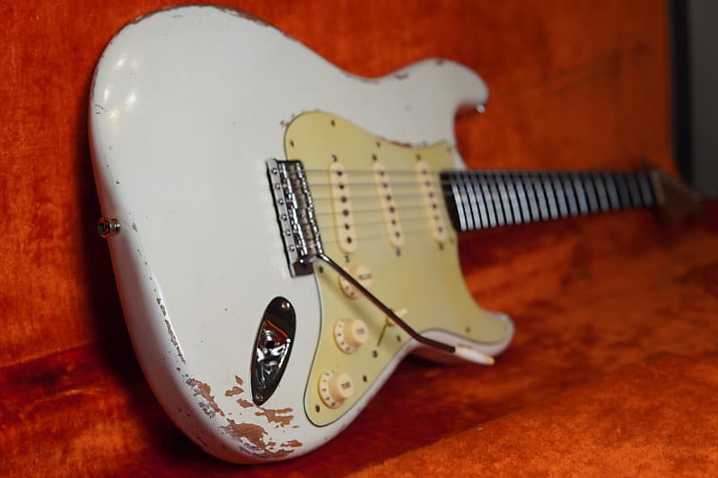 Freakaster Stratocaster Olympic White, Roasted Neck, Relic