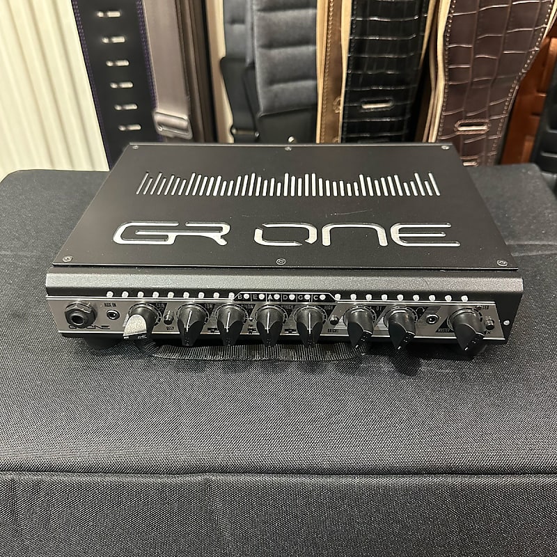 GR Bass One 800 Reverb