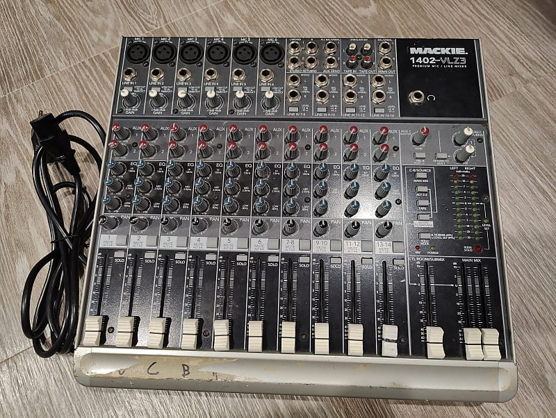 Mackie 1402-VLZ3 14-Channel Mic / Line Mixer | Reverb