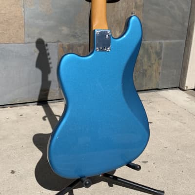 Fender Vintera II 60s Bass VI Rosewood Fingerboard Lake Placid Blue image 4