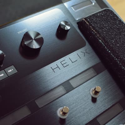 Line 6 Helix Floor - Professional Amp And Effects Rig image 3