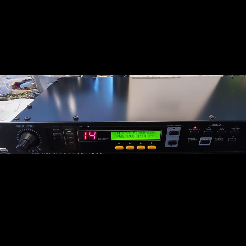 Yamaha EMP700 Early 90's - Black | Reverb
