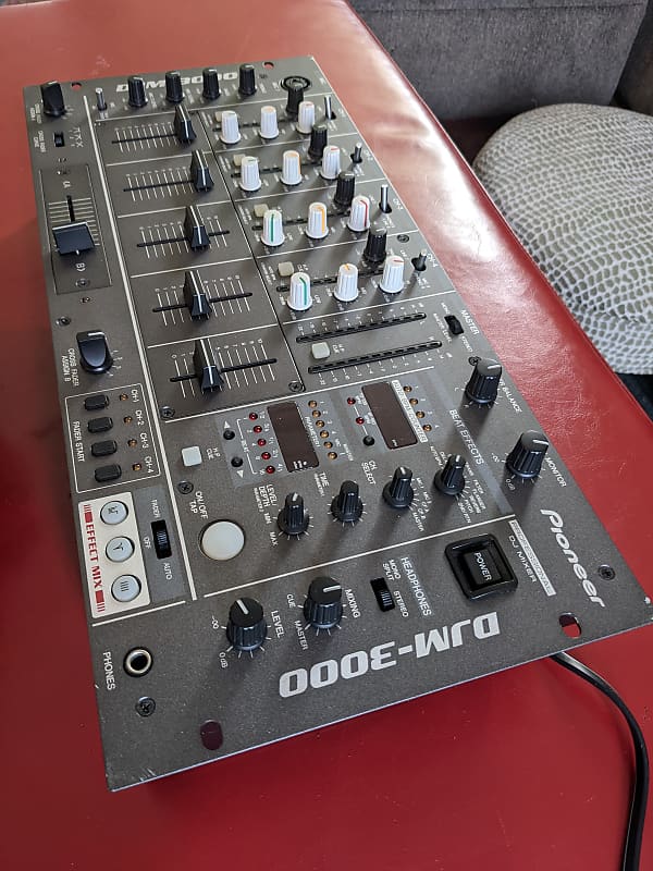 Pioneer DJM-3000 4-Channel Professional DJ Mixer | Reverb