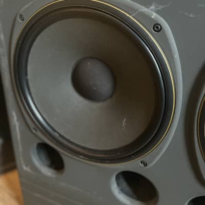 Tannoy Dual 15” Full Range Studio Monitors (Pair) - Velti shadow grey soft-texture finish. High pressure twin laminate in shadow grey with metallic speckled finish on top, bottom and sides. image 7