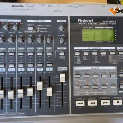 Roland SUPER CLEAN Roland VS-880 Digital Recording Work Station 8 Track 46 image 1