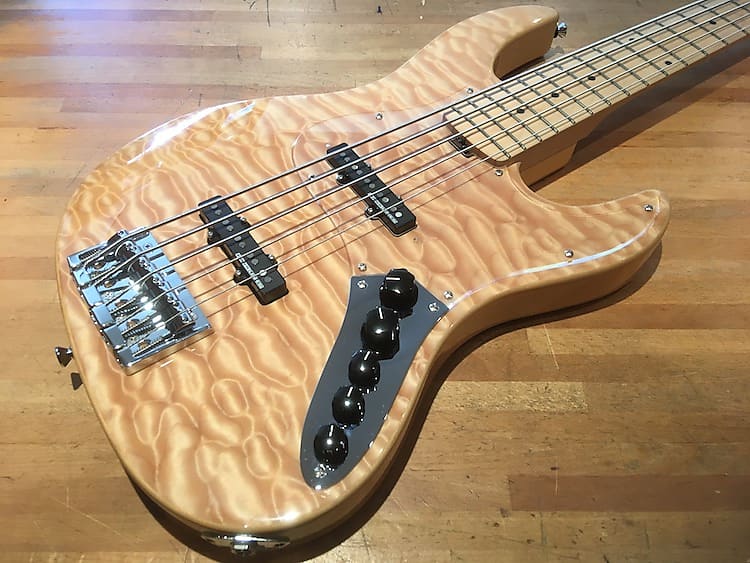 ESP Standard Series Amaze Deluxe 5 string Bass 2010 Naturel + ESP Case