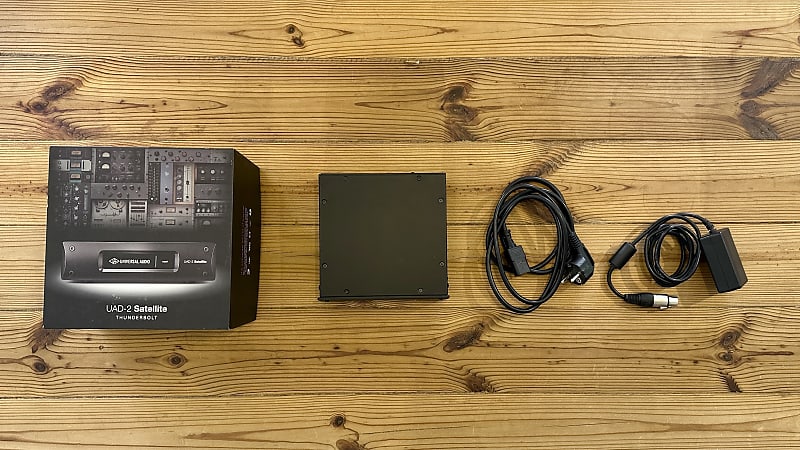 Universal Audio UAD-2 Satellite Thunderbolt QUAD Core DSP