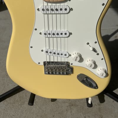 Fender Player Stratocaster HSS- with Texas special pickups image 2