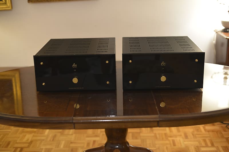 Audio Note P4 Mono Amplifiers  			