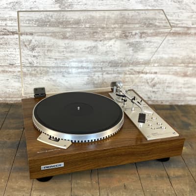 1977 Pioneer PL-570 Quartz Direct-Drive Fully-Automatic Turntable Local Pickup Only image 1