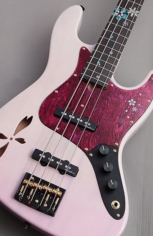 Bacchus WOODLINE-HOLLOW4 FUYUZAKURA WSE'23/E[GSB019