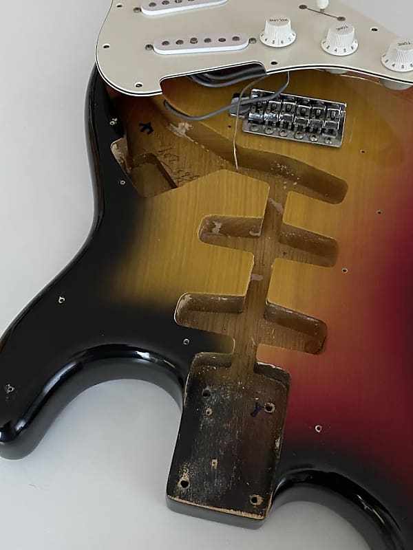 1978 Greco SE-600 Sparkle Sounds Stratocaster (Natural Ash