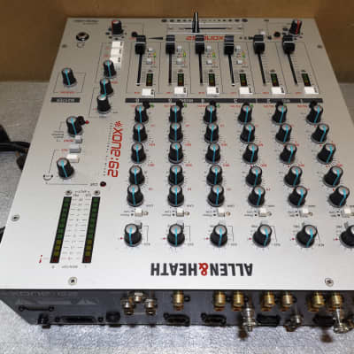 Allen & Heath Xone:62 6 Channel Professional DJ Mixer - Made In UK