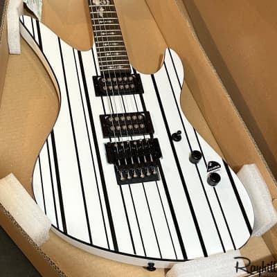 Schecter Synyster Standard White/Black Electric Guitar B-stock image 6