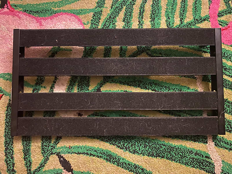 Gorilla pedalboard stand Reverb UK