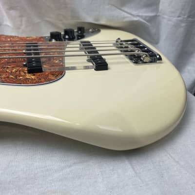 Fender American Professional II 2 Jazz Bass V 5-string J-Bass 2022 - Olympic White / Rosewood fingerboard image 13