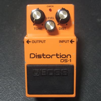 BOSS DS-1 日本製1980年代 激レア！】ビンテージBOSS DS-1（銀ネジ）80年日本製を手に入れ