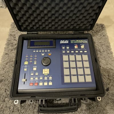 Akai MPC2000XL MCD MIDI Production Center | Reverb