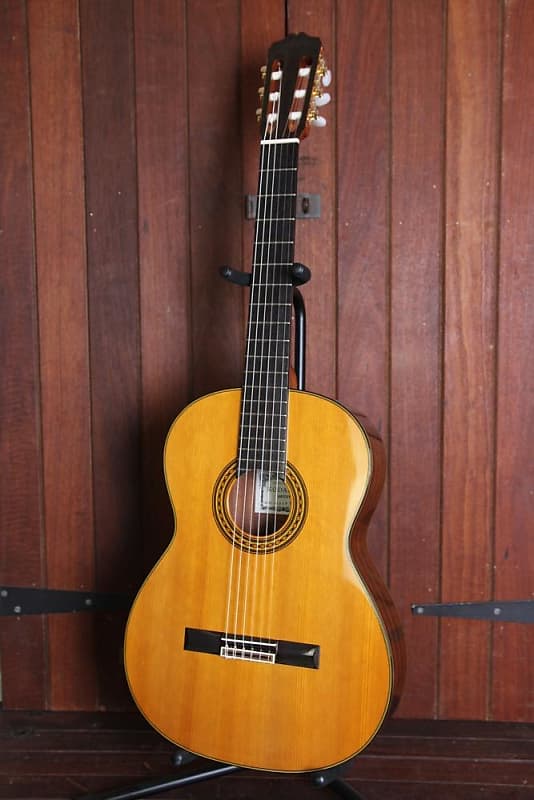 Kodaira AST30 1980s Vintage Classical Guitar Made in Japan