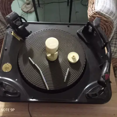 1950's Garrard Type R.C.88/4 Record Changer With a Stacker, Single & Two 45  adapters | Reverb