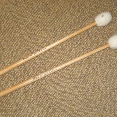 ONE pair new old stock Regal Tip 607SG, GOODMAN # 7 BRILLIANT STACCATO TIMPANI MALLETS - hard oval core covered with oval shaped cream-ish damper white felt, hard rock maple handles / shaft (includes packaging) image 4