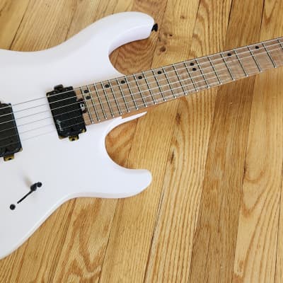 Harley benton on sale headless bass