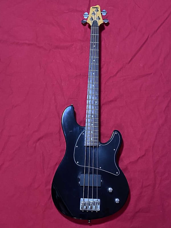 Ibanez Gio GATK20 2011 Electric Bass Guitar