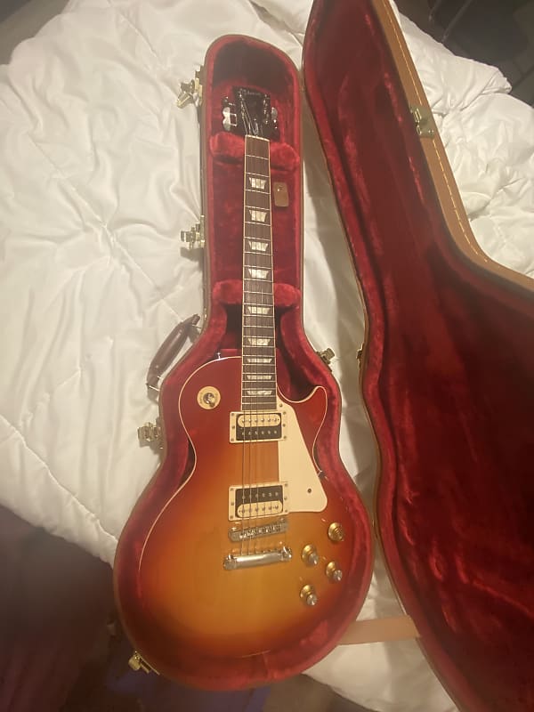 Gibson Les Paul Classic (2019 - Present) | Reverb