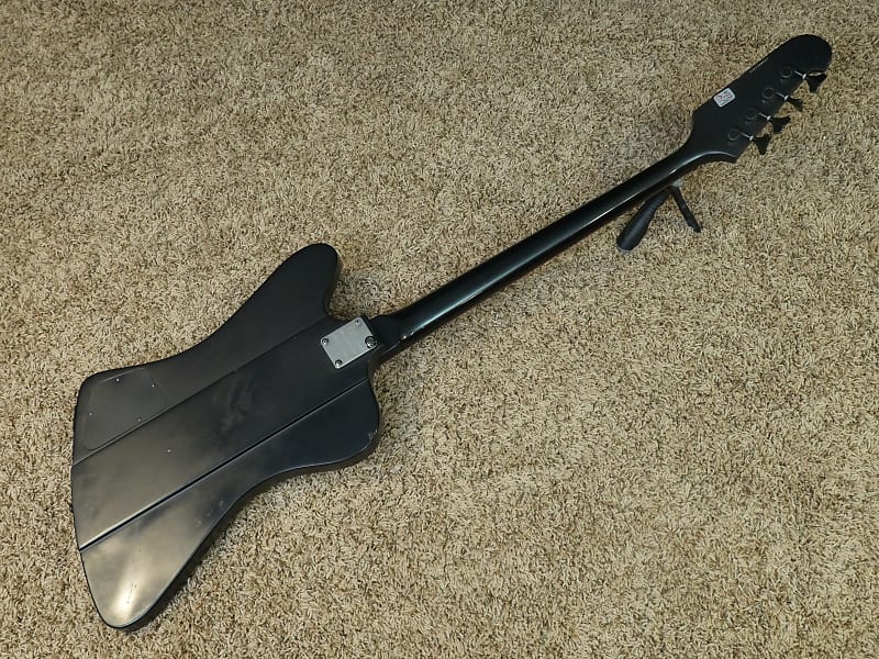 Video! Epiphone Nikki Sixx Blackbird Thunderbird Bass Black