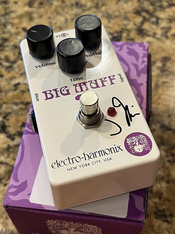 Electro-Harmonix J Mascis Signature Ram's Head Big Muff Pi 2022