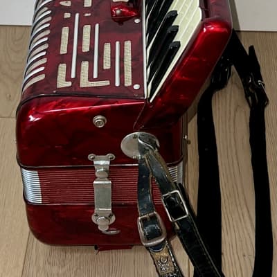 Nice SILVIO SOPRANI Accordion 1960's White & Red Made in Italy 41/120 , Plays Very Well, Support Indie Music ! image 10