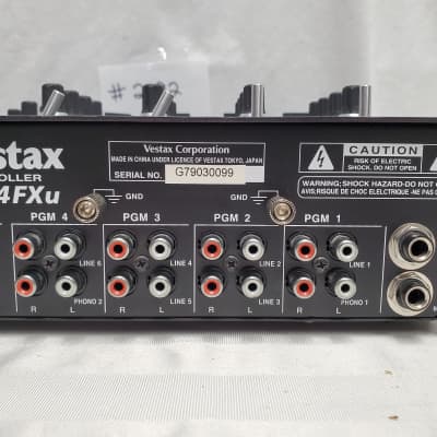 VESTAX VMC-004FXu 4 CHANNEL DJ MIXER #2892 GOOD USED WORKING