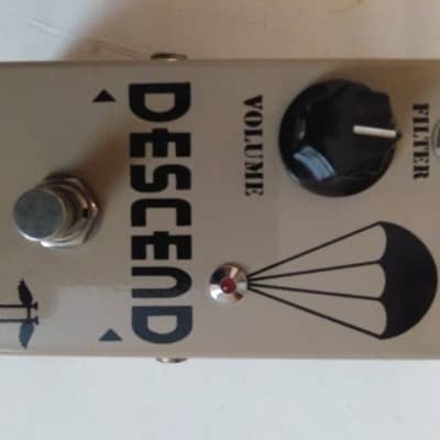 2010's Heavy Electronics DESCEND DE-1 | Reverb