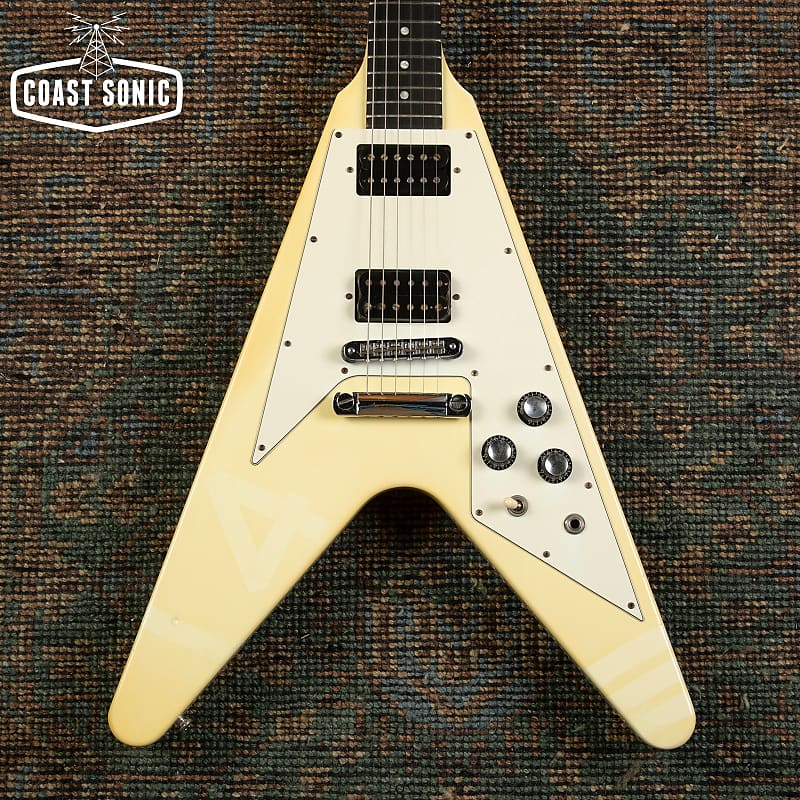 1991 Gibson Flying V 67' & 刻印ナンバードPAF Gibson USA '67 Flying V 1991 - Classic White | Tone Wolf