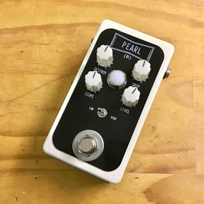 Recovery Effects Pearl Heavy Low-End Vintage Fuzz | Reverb