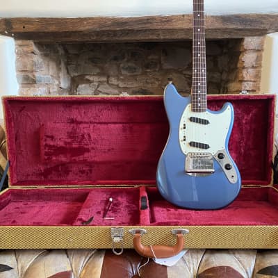 Fender MG-69 Mustang Reissue MIJ | Reverb UK