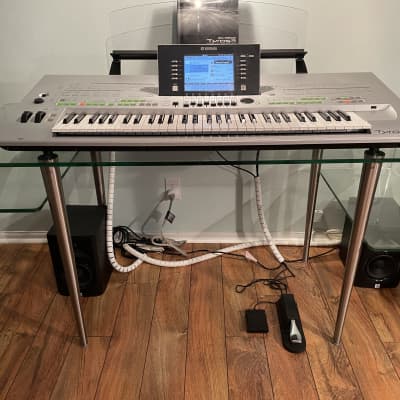 Tyros 3 digital workstation with JBL 3 Series 5” Studio Monitors