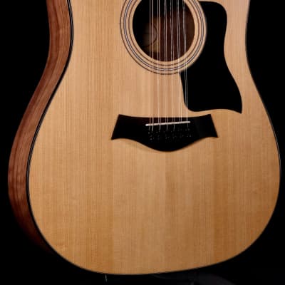 Taylor 150e 12-string Acoustic-Electric Guitar - Natural image 3
