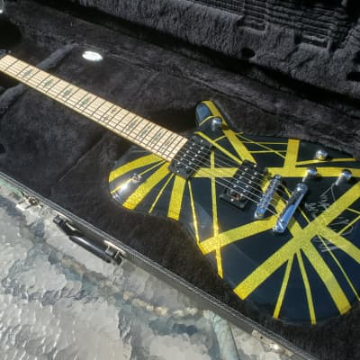 GMP Roxie USA EVH Tribute Van Halen Bumblebee sparkle, Gibson strings image 2