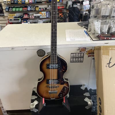 National Hollowbody Bass guitar 1970,s - Tabacco two tone for sale