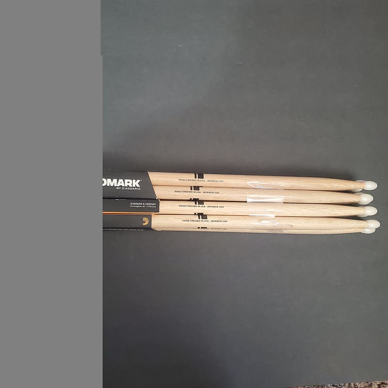 Promark ProMark Classic Attack 5B Oak Drumstick, Nylon Tip